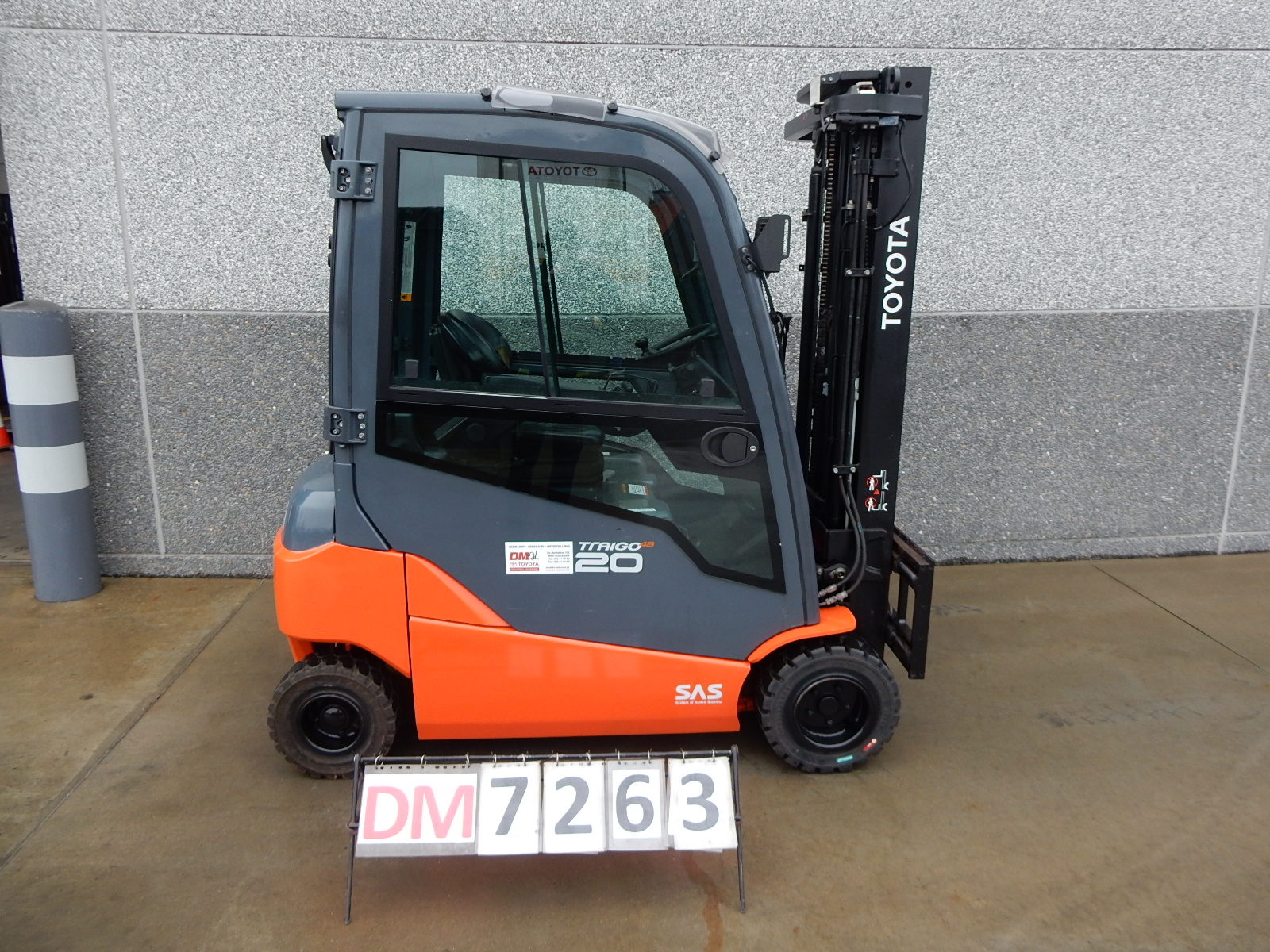 TOYOTA TRAIGO48 8FBM20T – DM7263